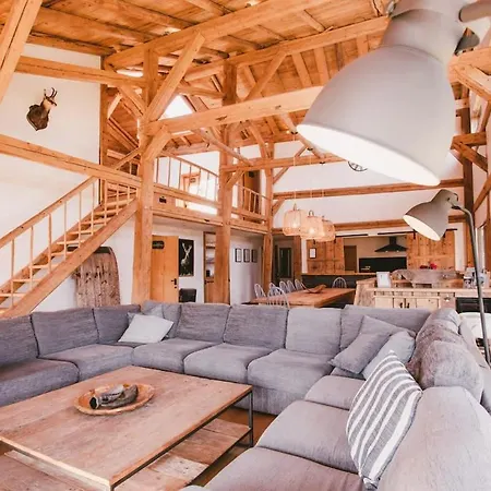 Large Peaceful Hideaway - Hidden Gem - Belle Chery Chalet