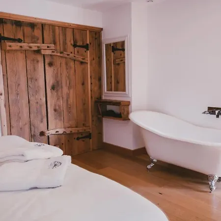 Large Peaceful Hideaway - Hidden Gem - Belle Chery La Cote d'Arbroz